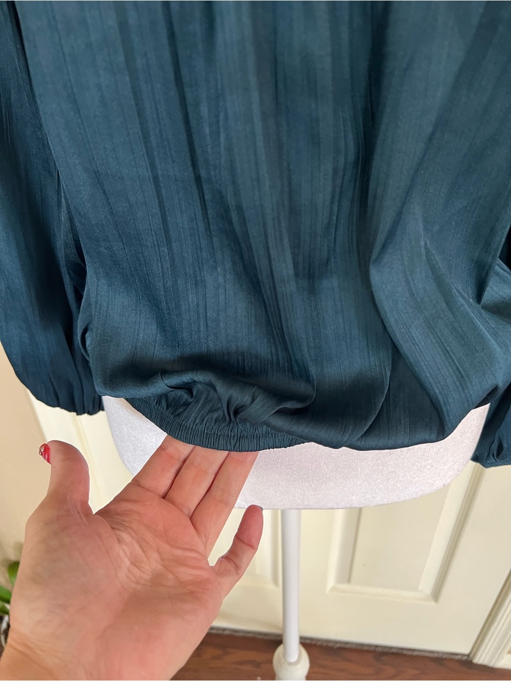 Evereve Amari Off Shoulder Blouse Teal Ruffle Long Sleeve Top Medium - Picture 9 of 10